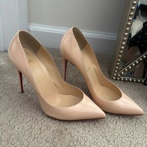 Christian Louboutin Pigalle Follies nude patent leather pumps Size 40